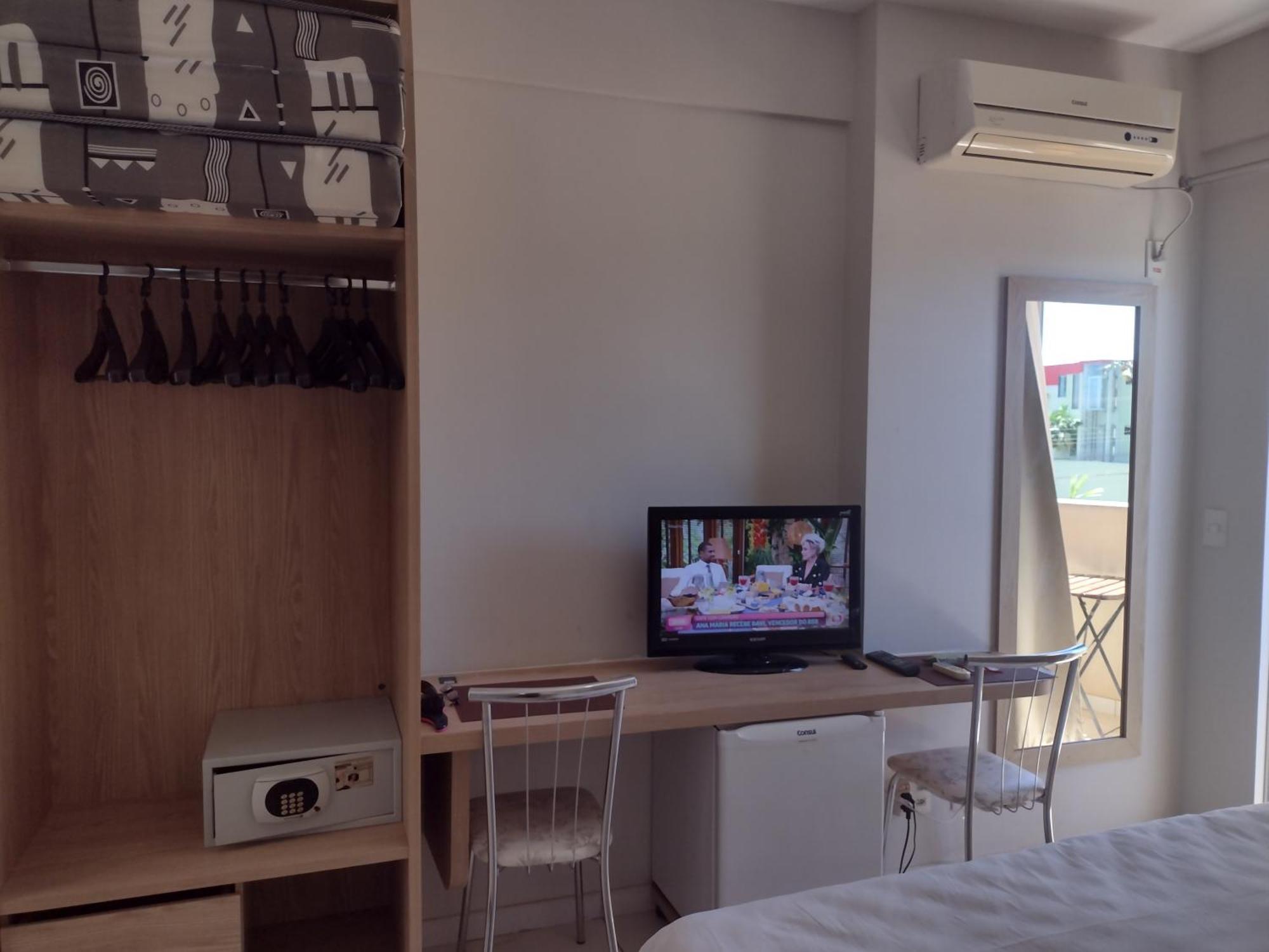 Aparthotel Golden Dolphin Express Caldas Novas Esterno foto